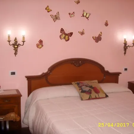 Giardino Delle Fate * Nizza Monferrato